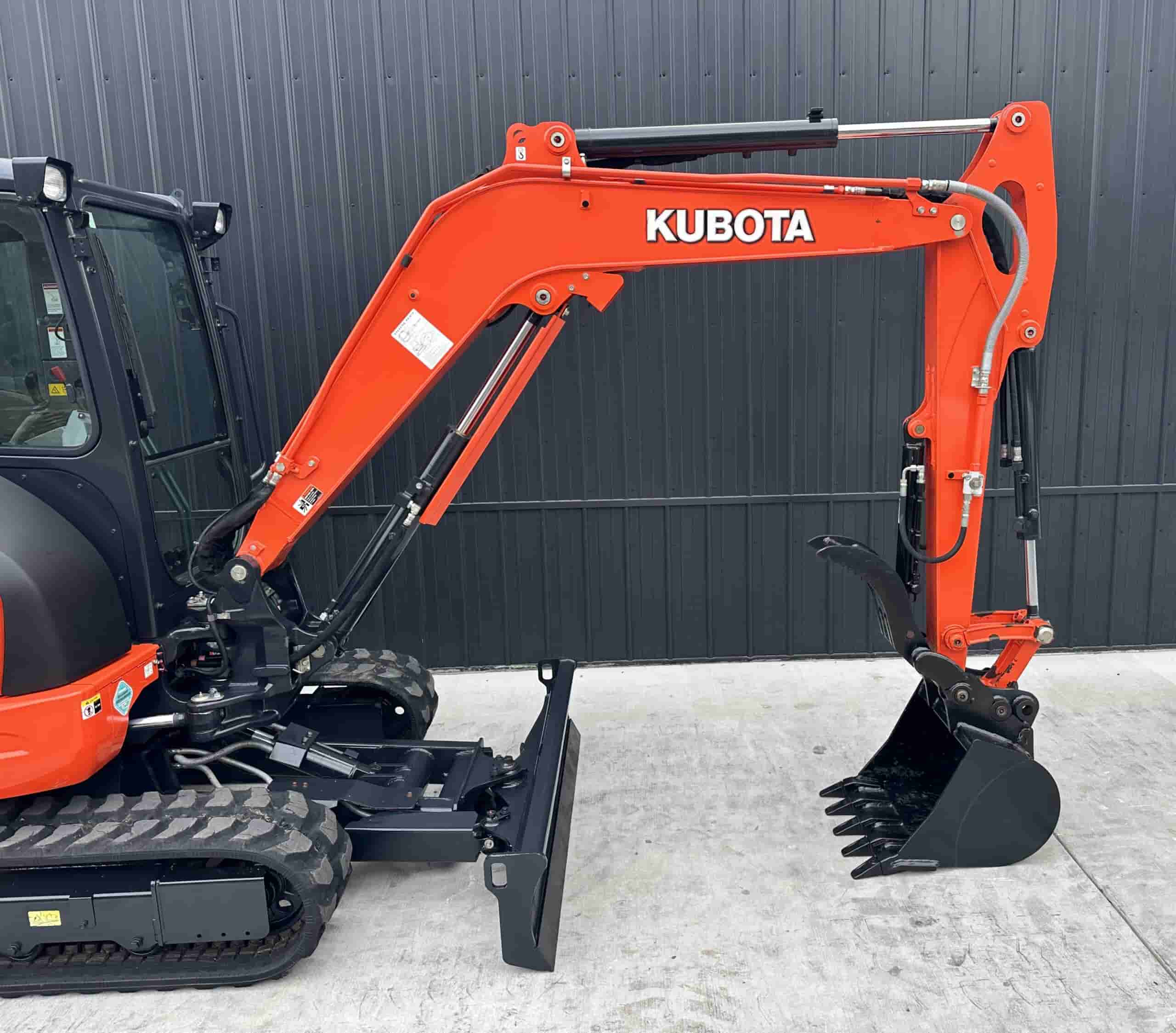 2019 KUBOTA KX040-4
